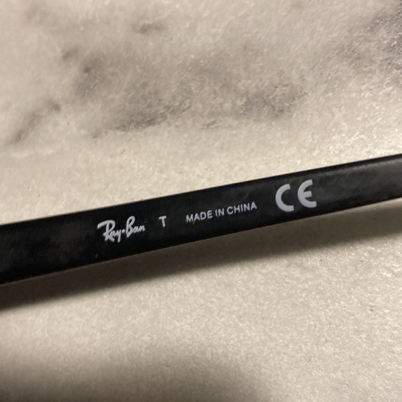 Ray-Ban - Picture 10 of 15